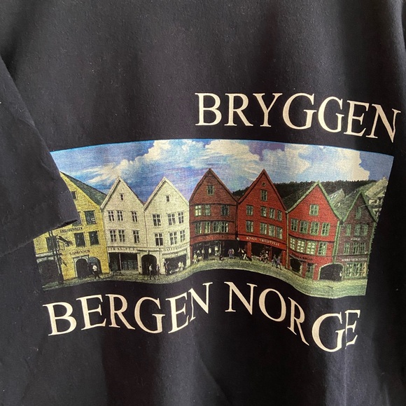 KP design Bryggen Bergen Norge Norway t-shirt - Picture 2 of 6